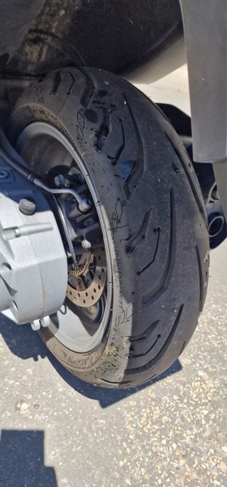 BMW C 650 GT · 25.000 km · 919€ revisión BMW ·