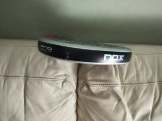 Pala pádel Nox AT 10 Genius 18K