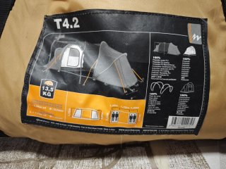 Tienda de campaña Decathlon T4.2