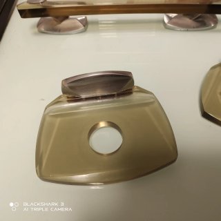 Conjunto baño metacrilato marrón claro