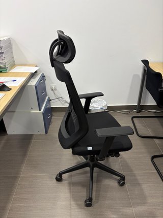 Silla de oficina giratoria ergonómica