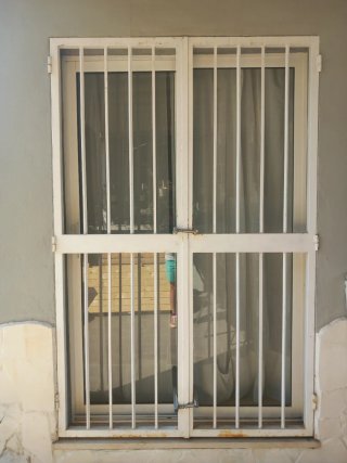 Reja de hierro para cierre