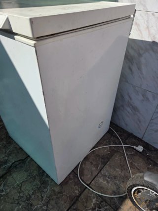 Congelador vertical blanco