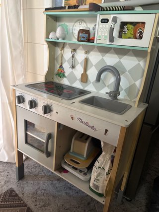Cocina de madera para niños