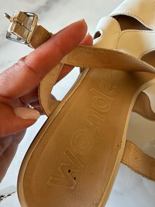 Sandalias de cuña blancas