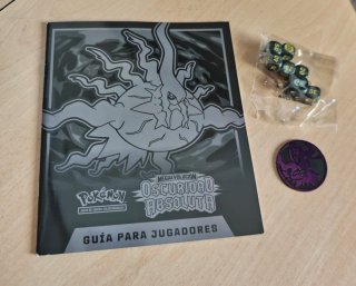 Pack Accesorios ETB Pokémon Oscuridad Absoluta