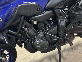 Yamaha MT-07 Azul y Negra