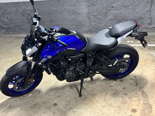 Yamaha MT-07 Azul y Negra