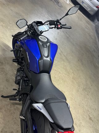 Yamaha MT-07 Azul y Negra