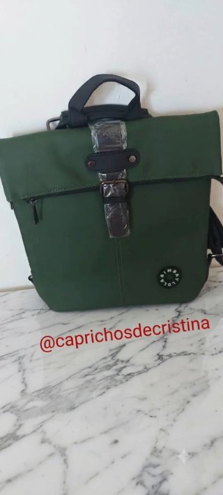Mochila Bimba y Lola verde 32x30 cm.SOLO ENVIO