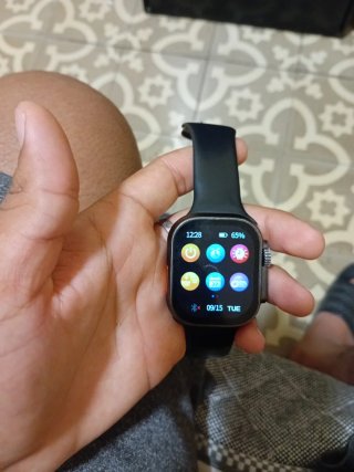 Reloj Inteligente Negro y Plateado
