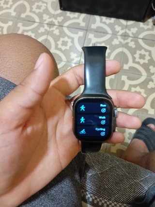 Reloj Inteligente Negro y Plateado