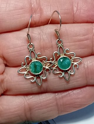 Pendientes Plata Ley con Esmeralda nudo de bruja