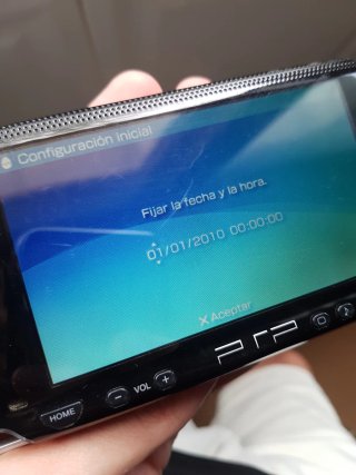 PSP Sony Negra + Cargador + Juego Ben 10 mod.1004