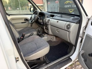 Nissan Kubistar 2006