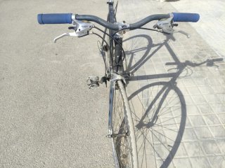 Bicicleta de batalla negra