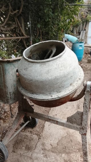 Hormigonera eléctrica industrial