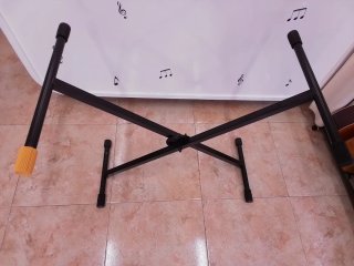 Soporte de teclado plegable HERCULES