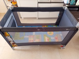 Cuna y colchón de viaje infantil