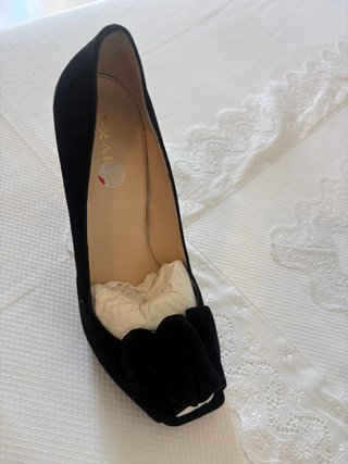 Prada Zapatos Ante Negro Tacón