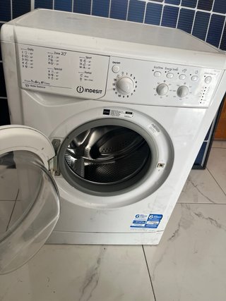 Lavadora Indesit 6kg A+