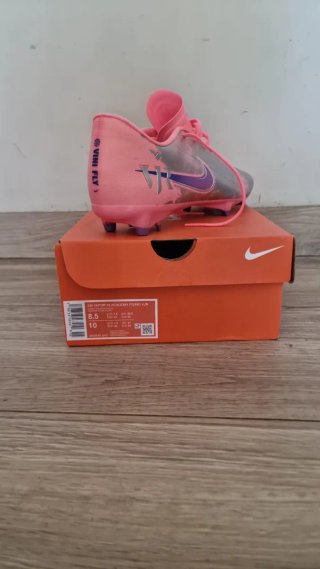 Botas de fútbol Nike usadas un partido