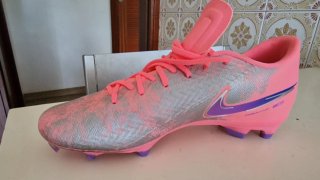 Botas de fútbol Nike usadas un partido