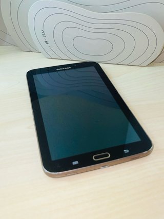 Tablet Samsung Negra y Dorada