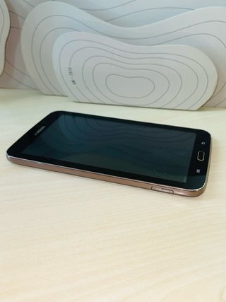 Tablet Samsung Negra y Dorada