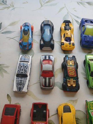 Lote 15 coches Hot Wheels