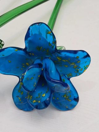 Fiori in vetro di Murano blu