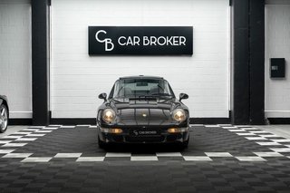 Porsche 911 CARRERA