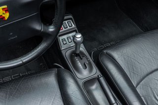 Porsche 911 CARRERA