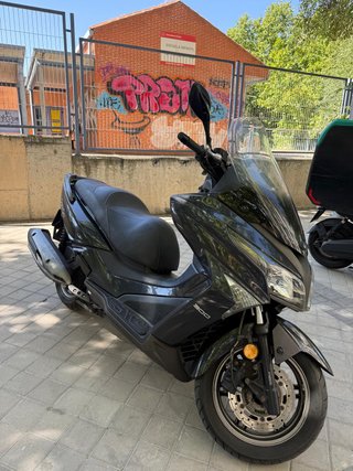 Kymco Grandink 300 Negra