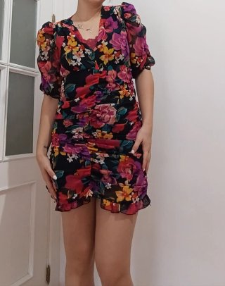 Vestido floral manga abullonada