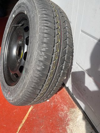 Rueda de repuesto Bridgestone Ford Fiesta