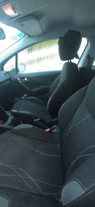 Peugeot 208 2013