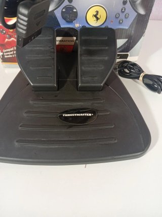 Volante Thrustmaster Ferrari Challenge PS2