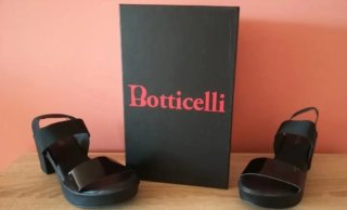 Sandalias Botticelli Negras