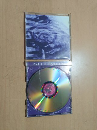 CD Labyrinth: No Limits