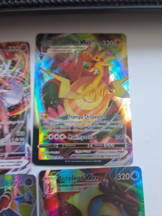 Lote Cartas Pokémon VMAX y V