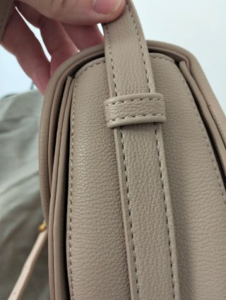 Bolso bandolera Lonbali Beige modelo Gante