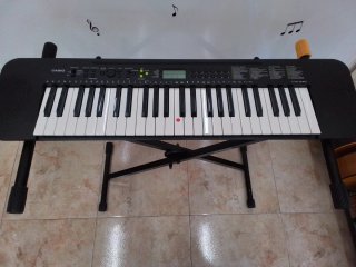 Teclado Casio CTK-240 + soporte + funda