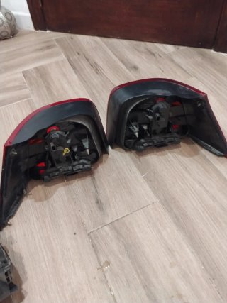 Pilotos traseros VW Golf