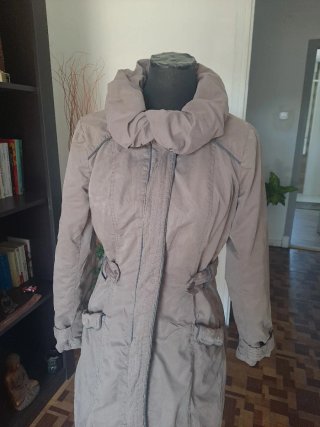 Abrigo acolchado Promod beige