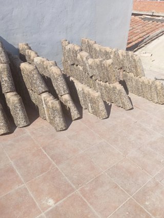 Tejas antiguas de barro precio 0,40 por unidad