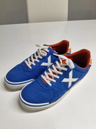 Sneakers sportive blu e arancioni