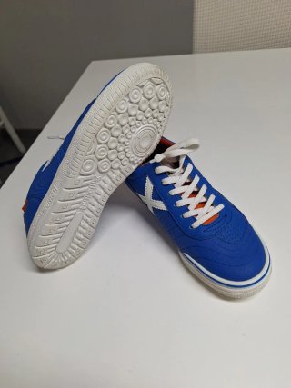 Sneakers sportive blu e arancioni