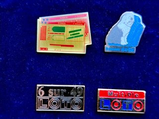 Lote de 20 pins coleccionables variados