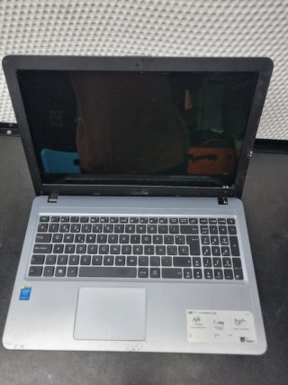 Portátil ASUS X540LA i3 4GB RAM 500GB HDD